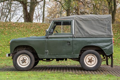 Lot 37 - 1961 Land Rover 88 Series II