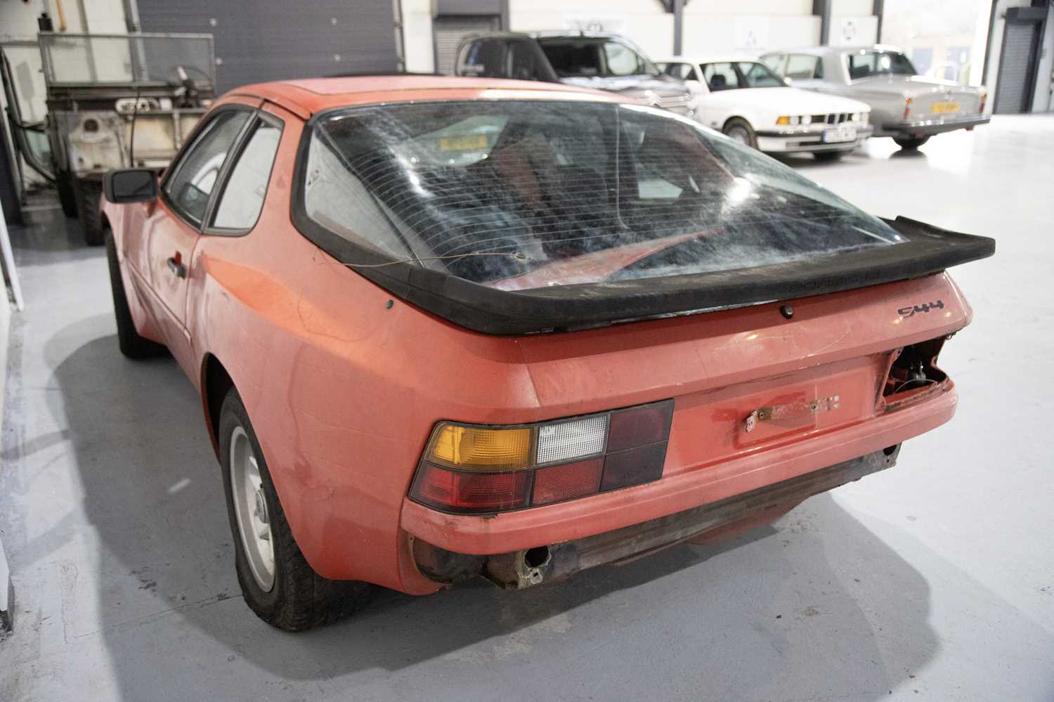 944 Rear Lot 24 - 1985 Porsche 944