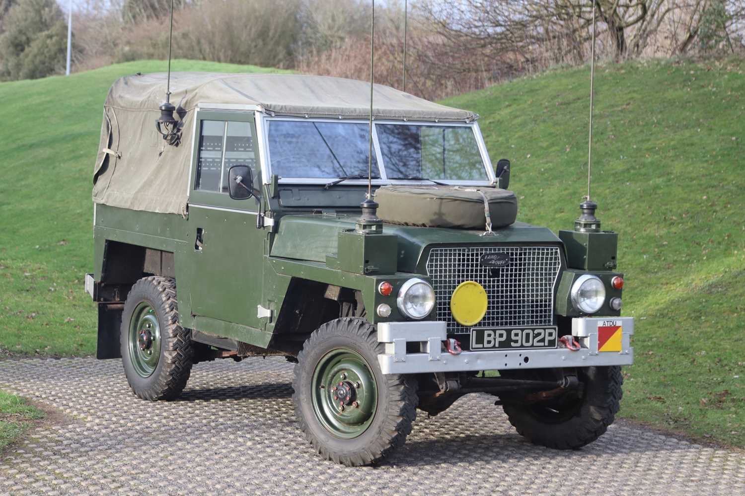 Lot 71 - 1976 Land Rover 88 Series III Lightweight