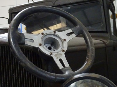 Lot 8 - Racing type /sport steering wheel