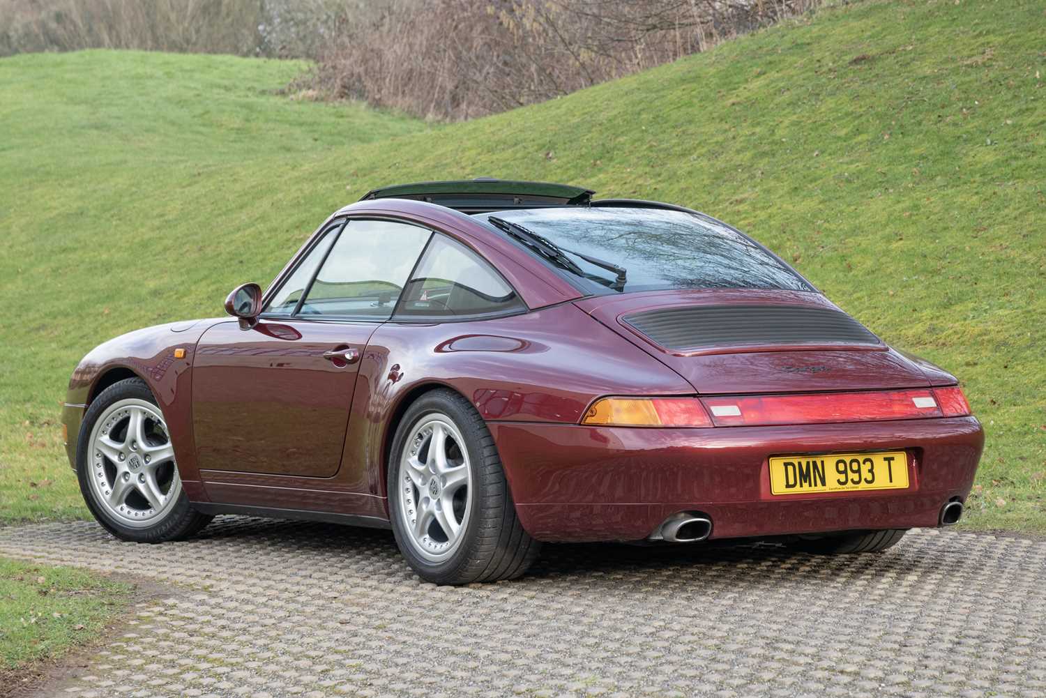 Lot 13 - 1997 Porsche 911 (993) Targa