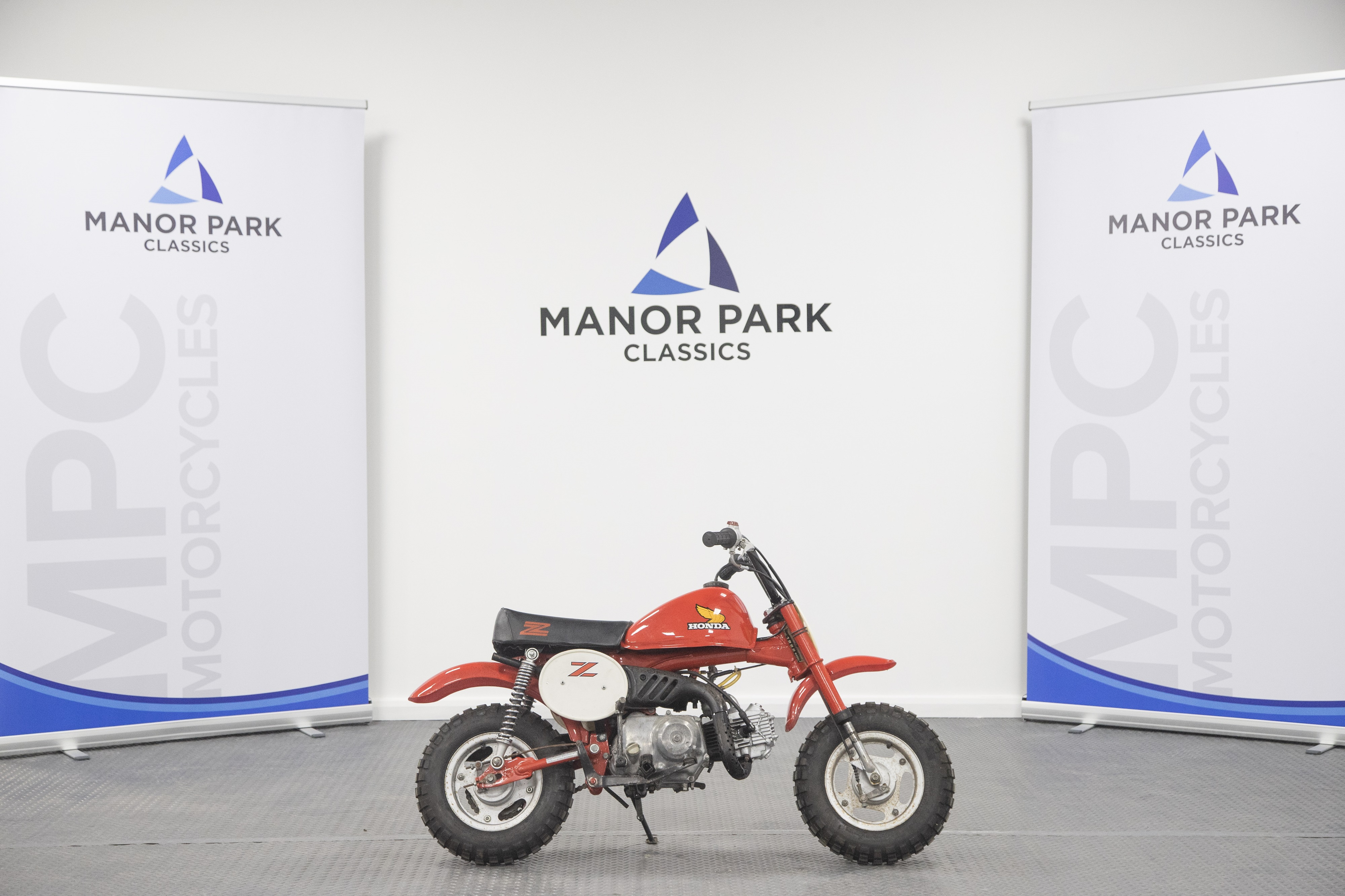 Lot 54 - 1982 Honda Z50R