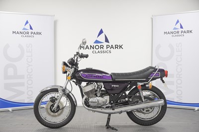 Lot 32 - 1975 Kawasaki H2C