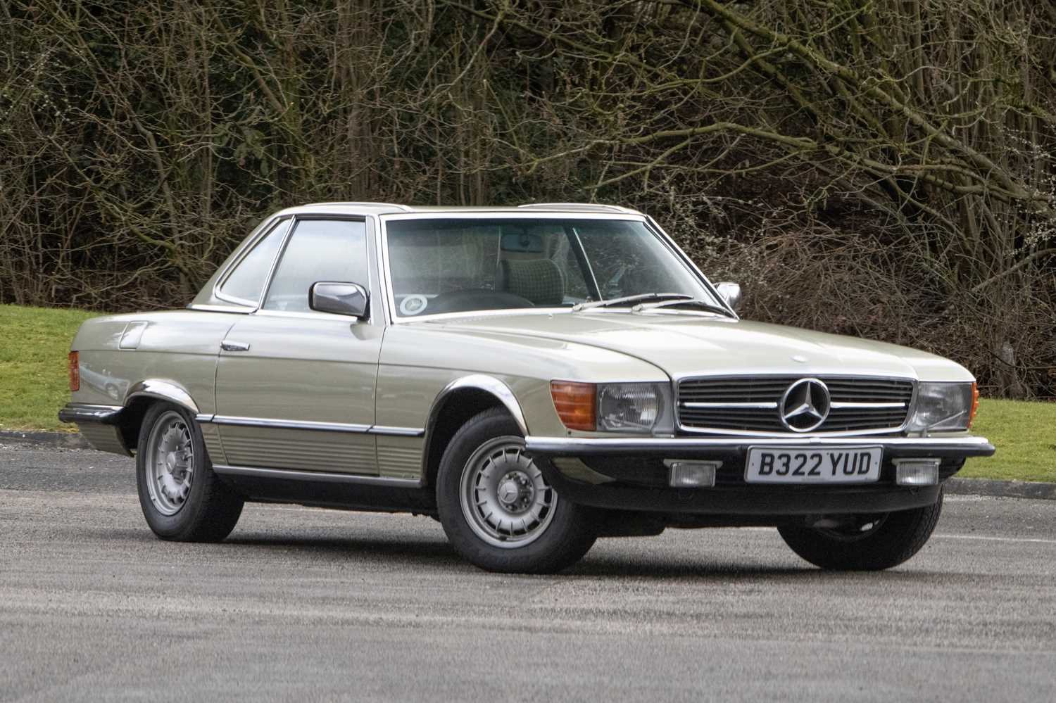 Lot 113 - 1985 Mercedes-Benz 280 SL