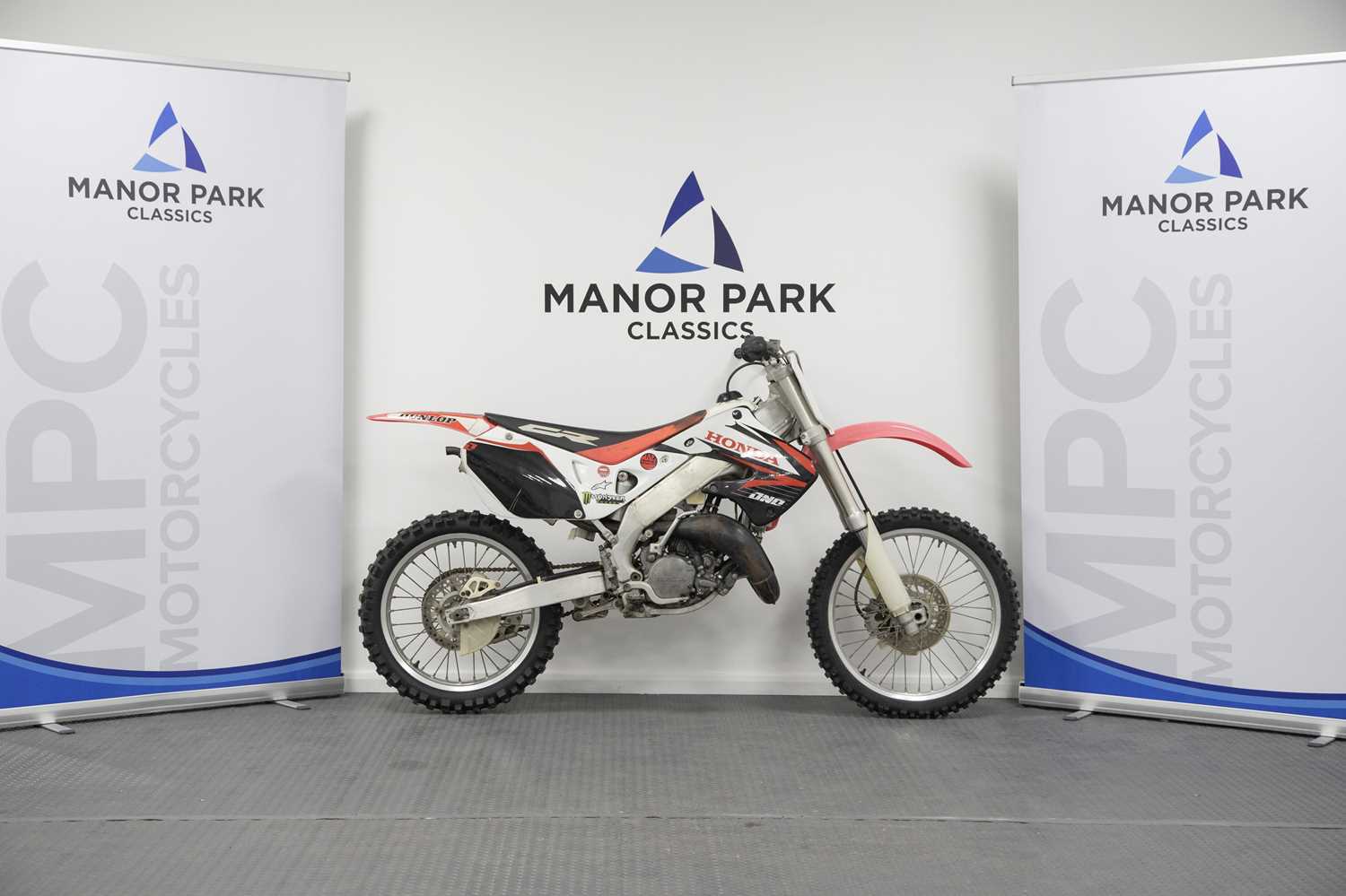 Lot 40 - 1998 Honda CR125R