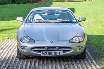 Lot 106 - 2000 Jaguar XK8 4.0 Coupe