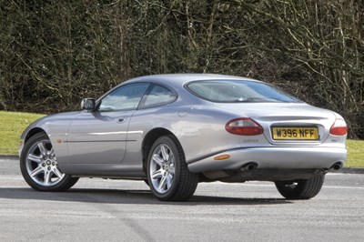 Lot 106 - 2000 Jaguar XK8 4.0 Coupe