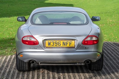 Lot 106 - 2000 Jaguar XK8 4.0 Coupe