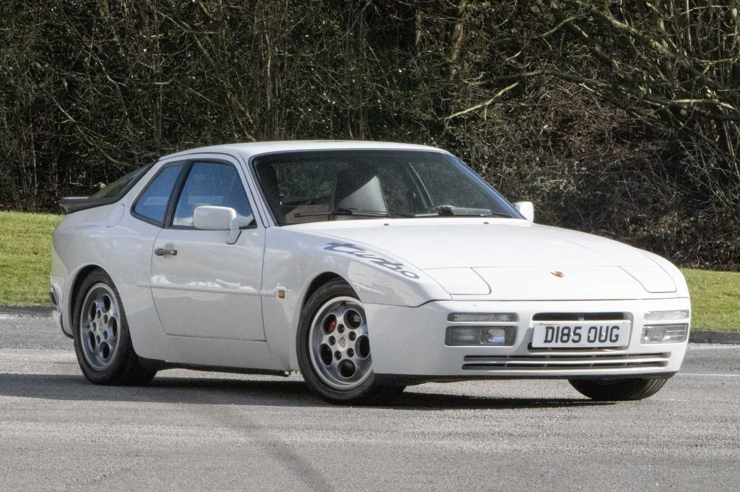 Lot 127 - 1986 Porsche 944 Turbo