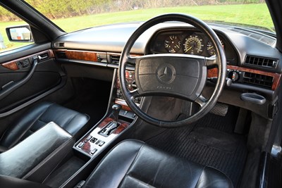 Lot 83 - 1988 Mercedes-Benz 560 SEC