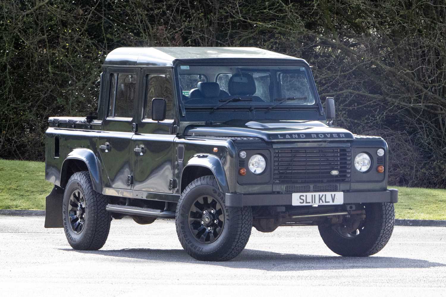 Lot 117 - 2011 Land Rover Defender 110 Double Cab