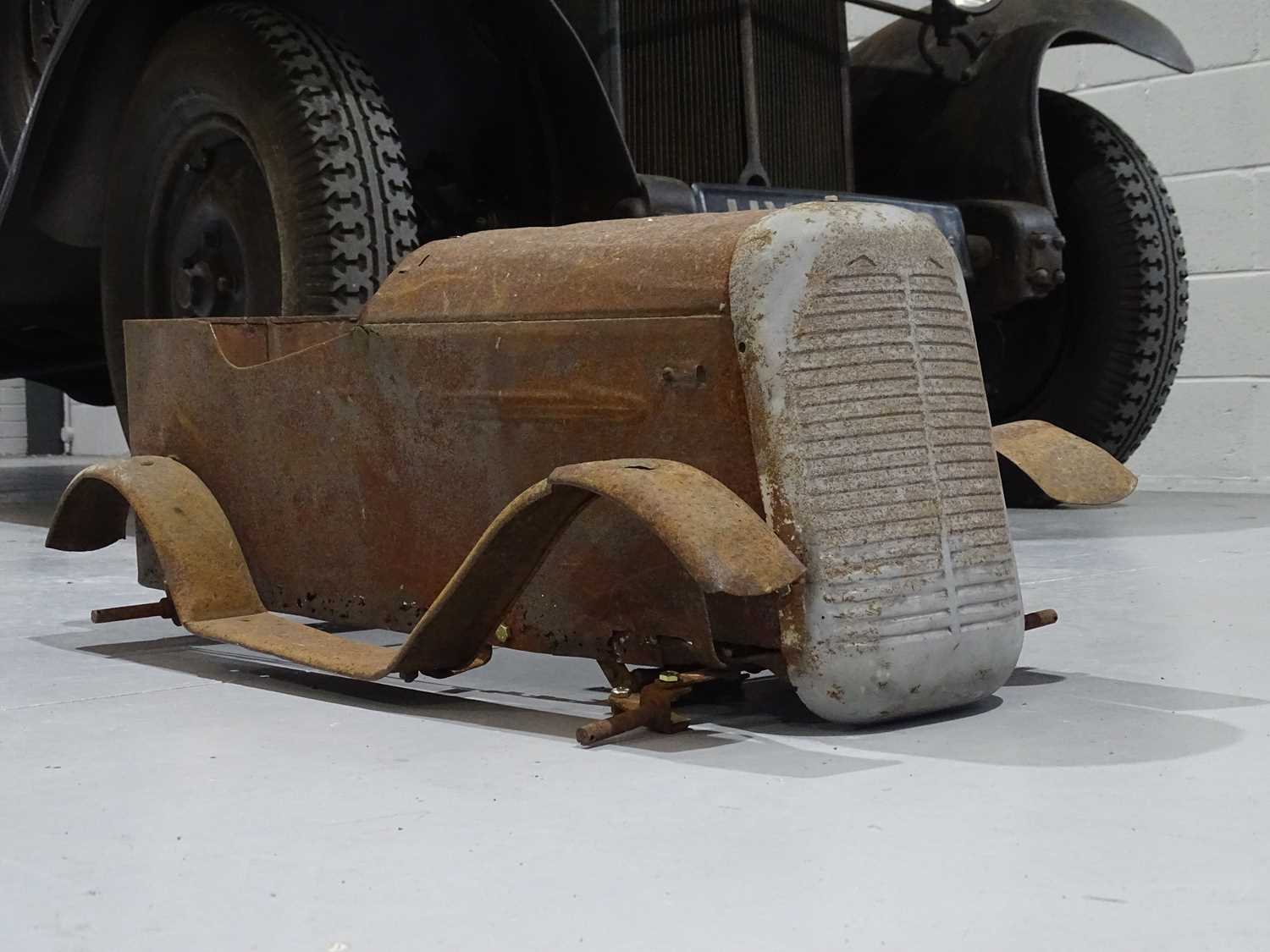 Lot 18 - Early pedal car