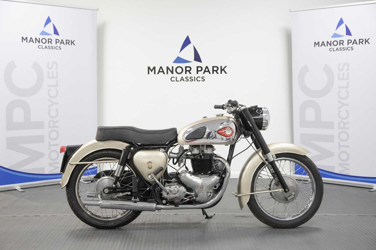 Lot 31 - 1960 BSA A10 Golden Flash