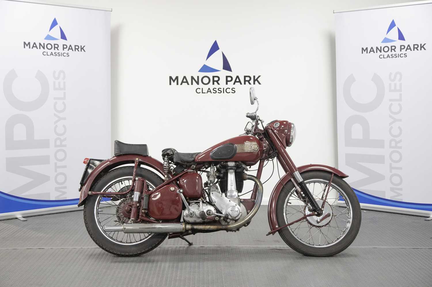 Lot 14 - 1954 BSA B31