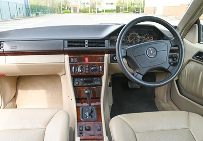 Lot 94 - 1996 Mercedes-Benz E 220 Coupe