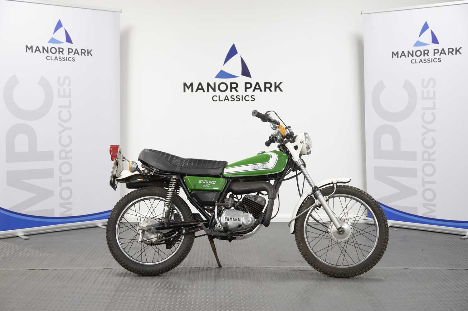 Lot 41 - 1976 Yamaha DT100