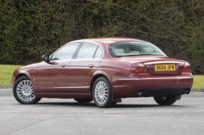 Lot 81 - 2004 Jaguar S-Type 2.5 V6 SE