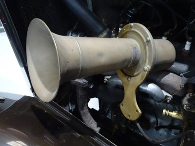 Lot 22 - Large Brass 12 volt sparton horn