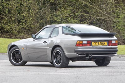 Lot 82 - 1986 Porsche 944 Turbo