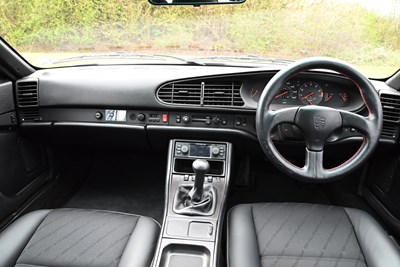 Lot 82 - 1986 Porsche 944 Turbo