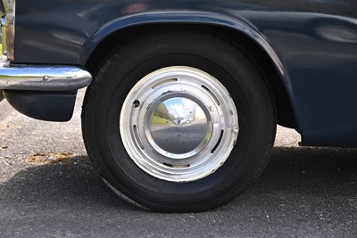 Lot 50 - 1961 Vauxhall Velox PA