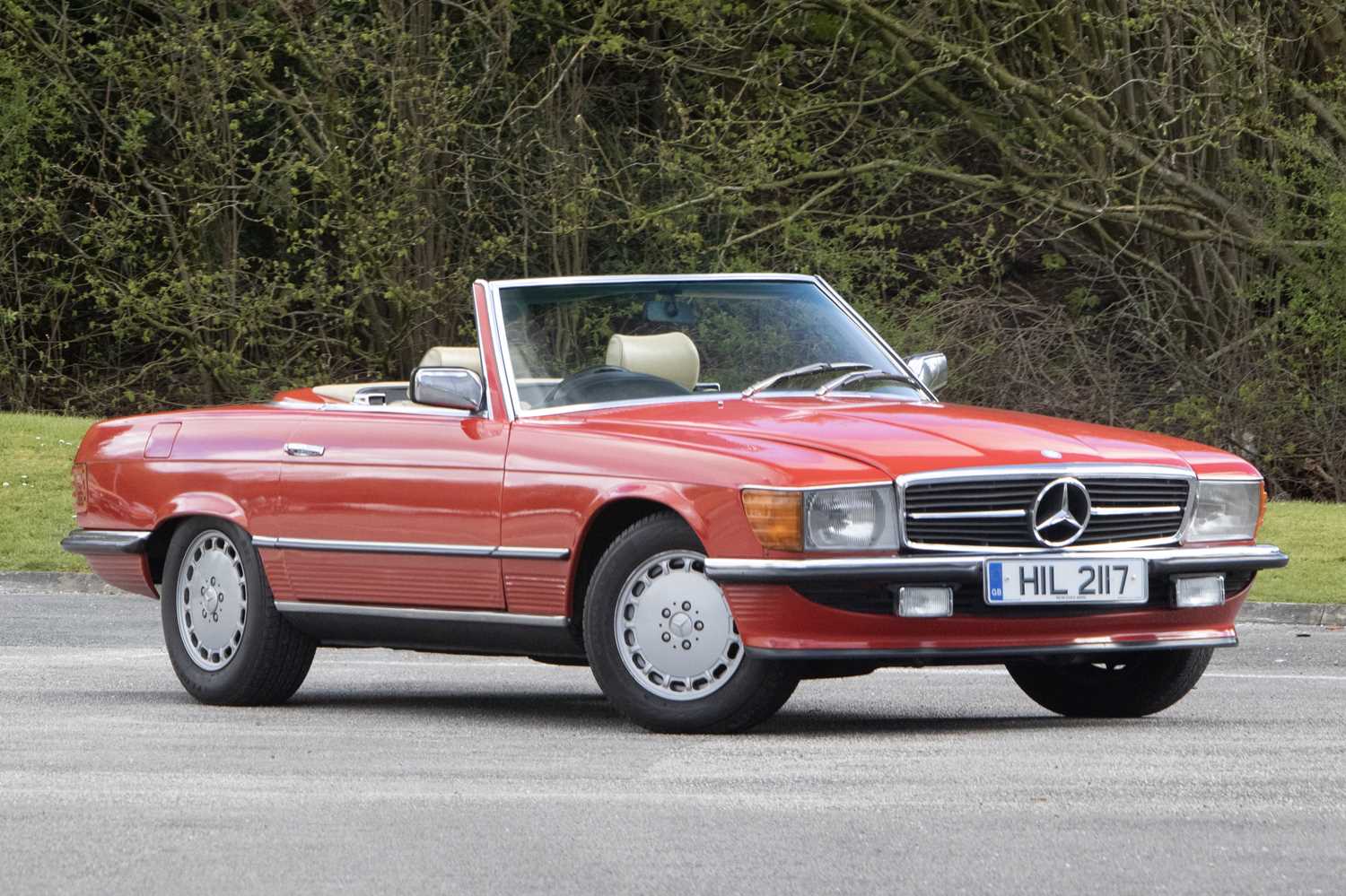Lot 51 - 1982 Mercedes-Benz 280 SL
