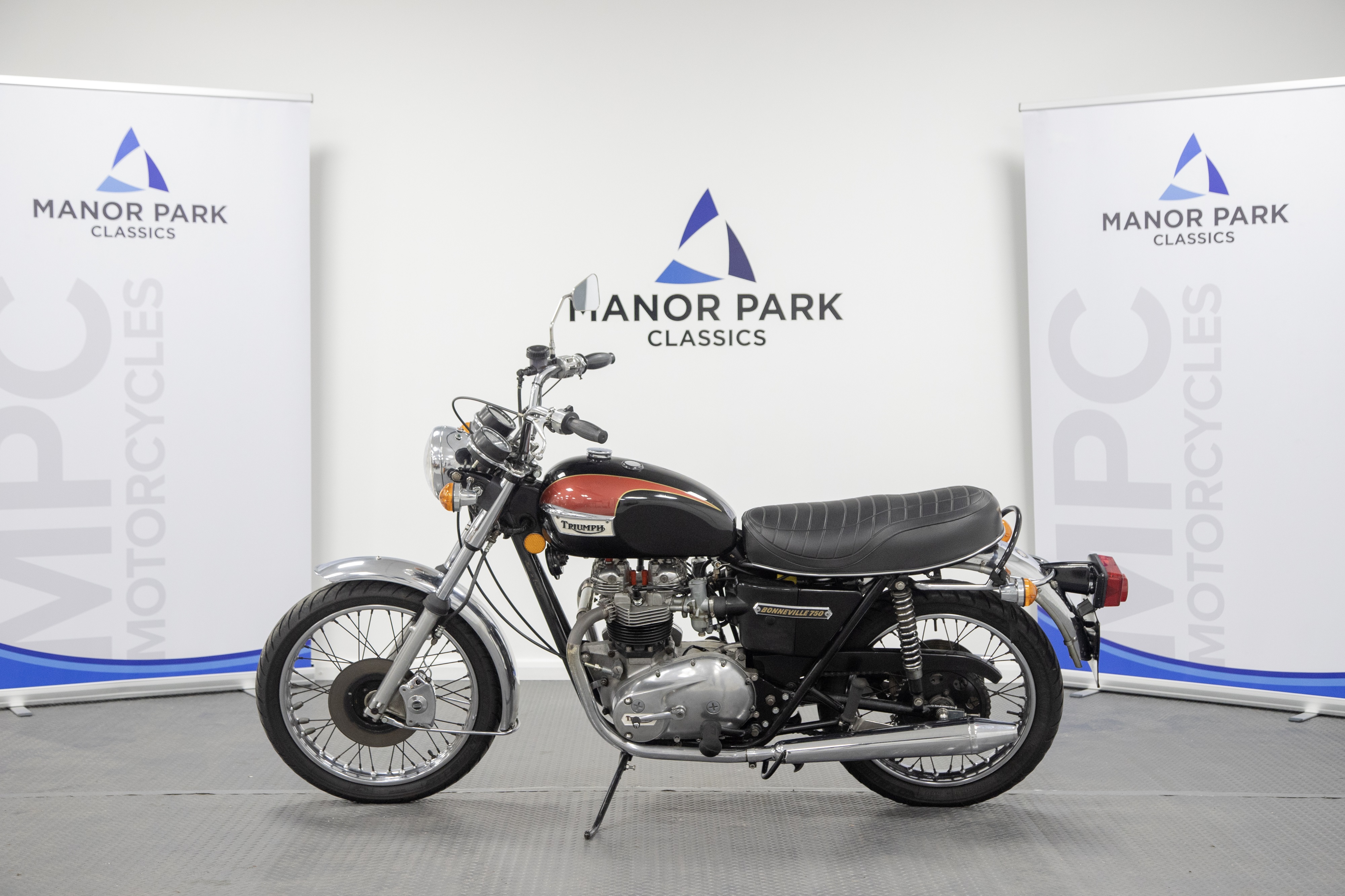 Lot 19 - 1977 Triumph T140V Bonneville
