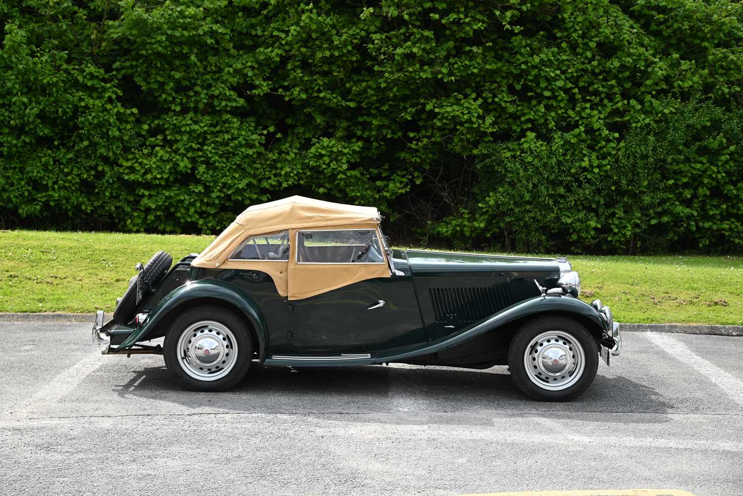 Lot 35 - 1954 MG TD