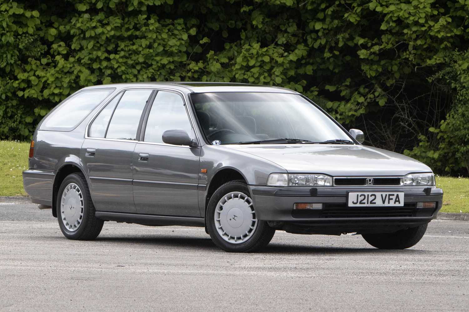 Lot 97 1992 Honda Accord Aerodeck 2.2i