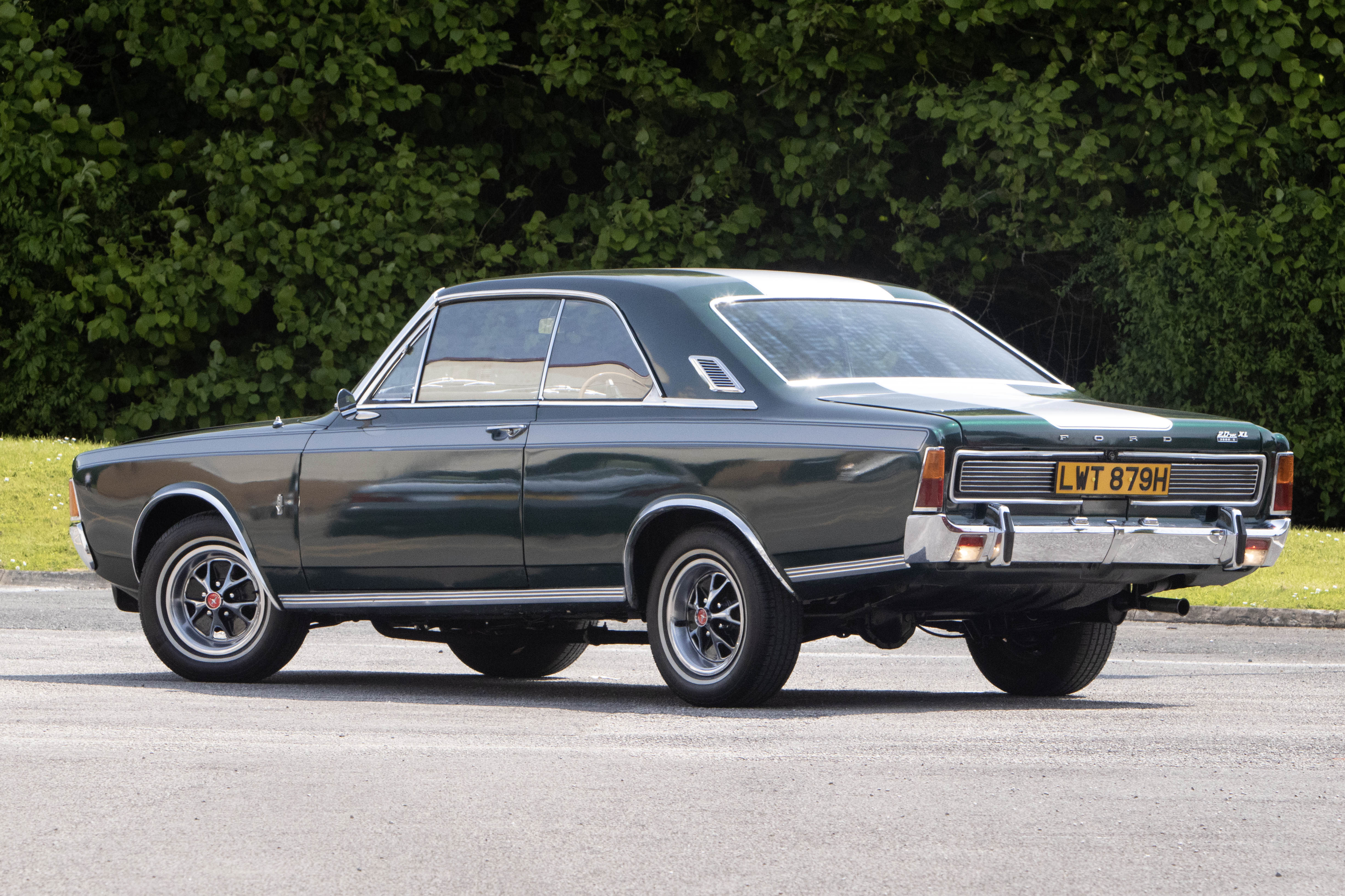 Lot 40 1970 Ford Taunus P7 20M 3000S lot-40-1970-ford-taunus-p7-20m-3000s
