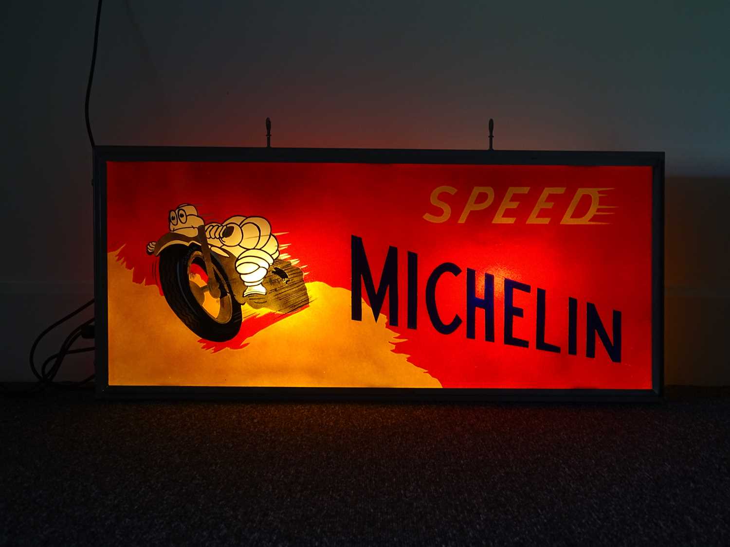 Lot 29 - Representation Michelin Speed light box.