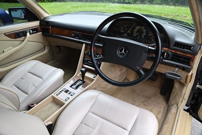 Lot 81 - 1986 Mercedes-Benz 420 SEC
