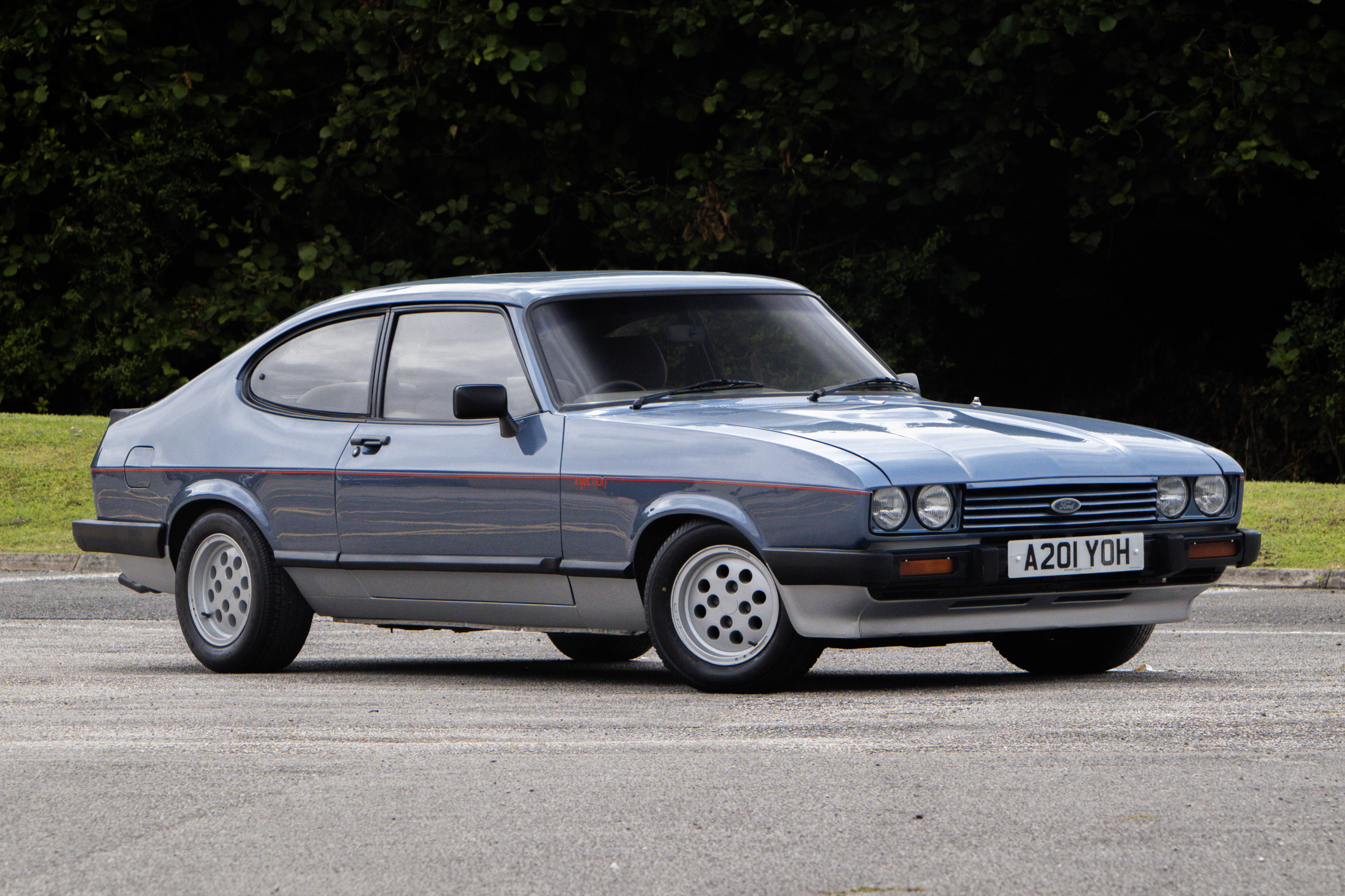 Lot 63 1984 Ford Capri 2.8i