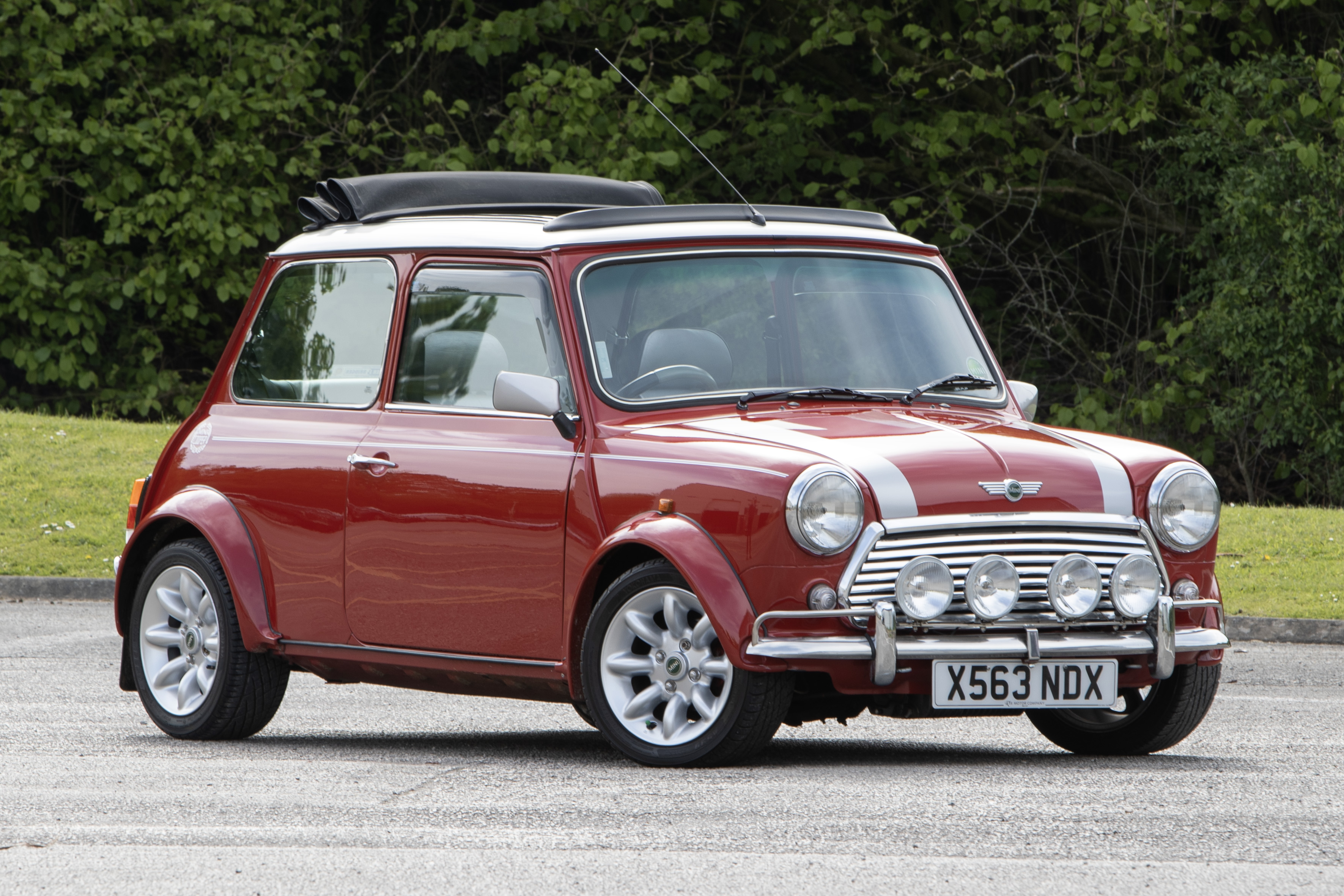 2000 R Mini Lot 71 - 2000 Rover Mini Cooper Sport