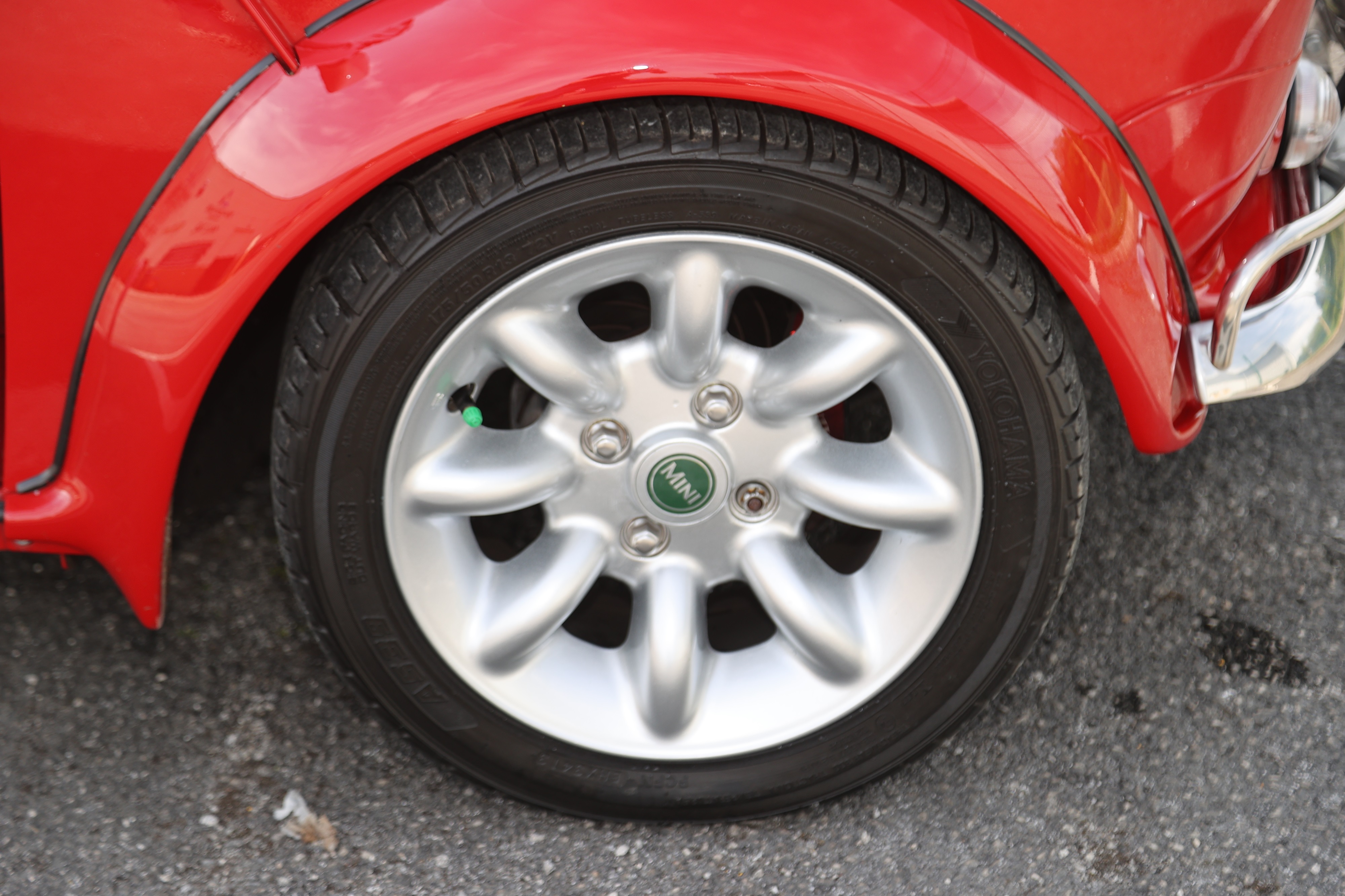 Lot 71 - 2000 Rover Mini Cooper Sport