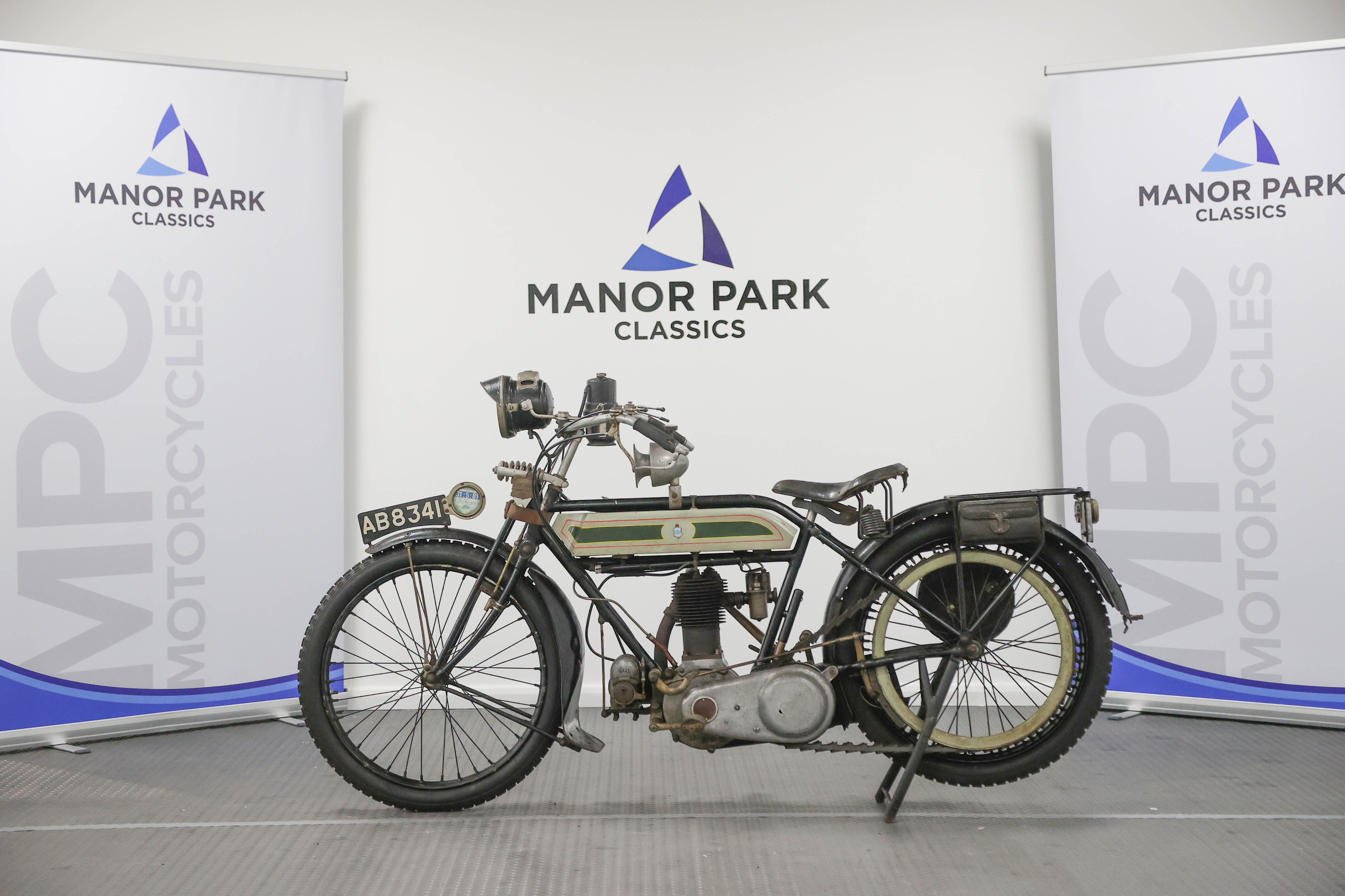 Lot 22 - 1921 Triumph Model H