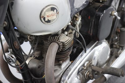 Lot 15 - 1954 Norton Model 7