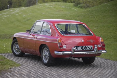 Lot 56 - 1968 MG B GT