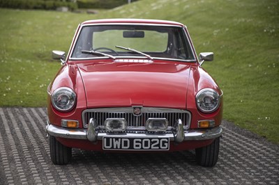 Lot 56 - 1968 MG B GT