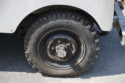 Lot 166 - 1955 Land Rover 107 Series I