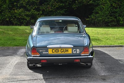 Lot 191 - 1986 Daimler Sovereign 4.2 Vanden Plas