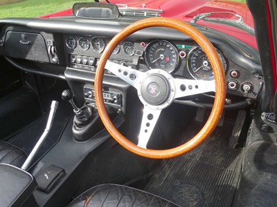 Lot 82 - 1973 Jaguar E-Type V12 Roadster