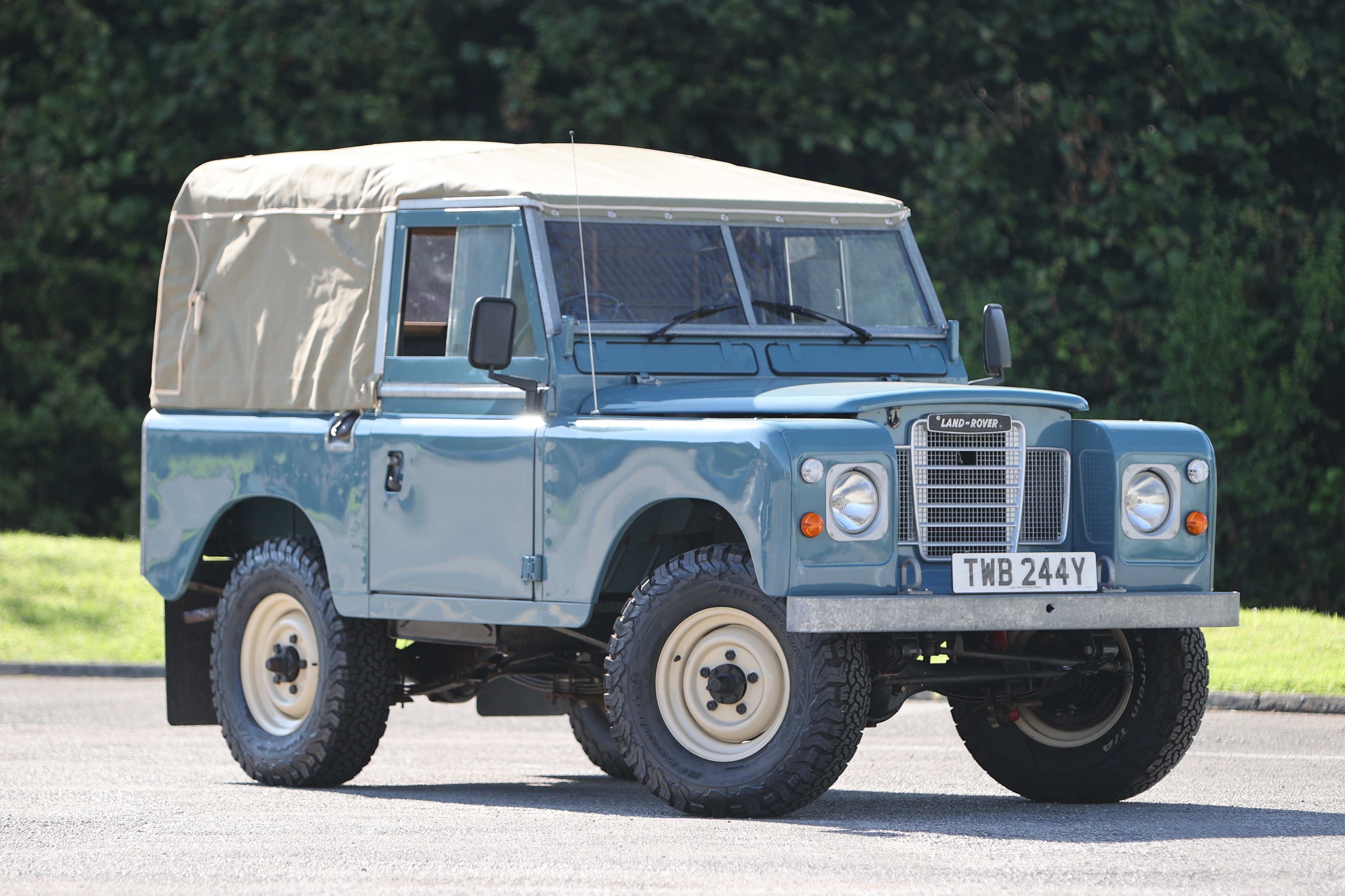 Lot 158 - 1982 Land Rover 88 Series III