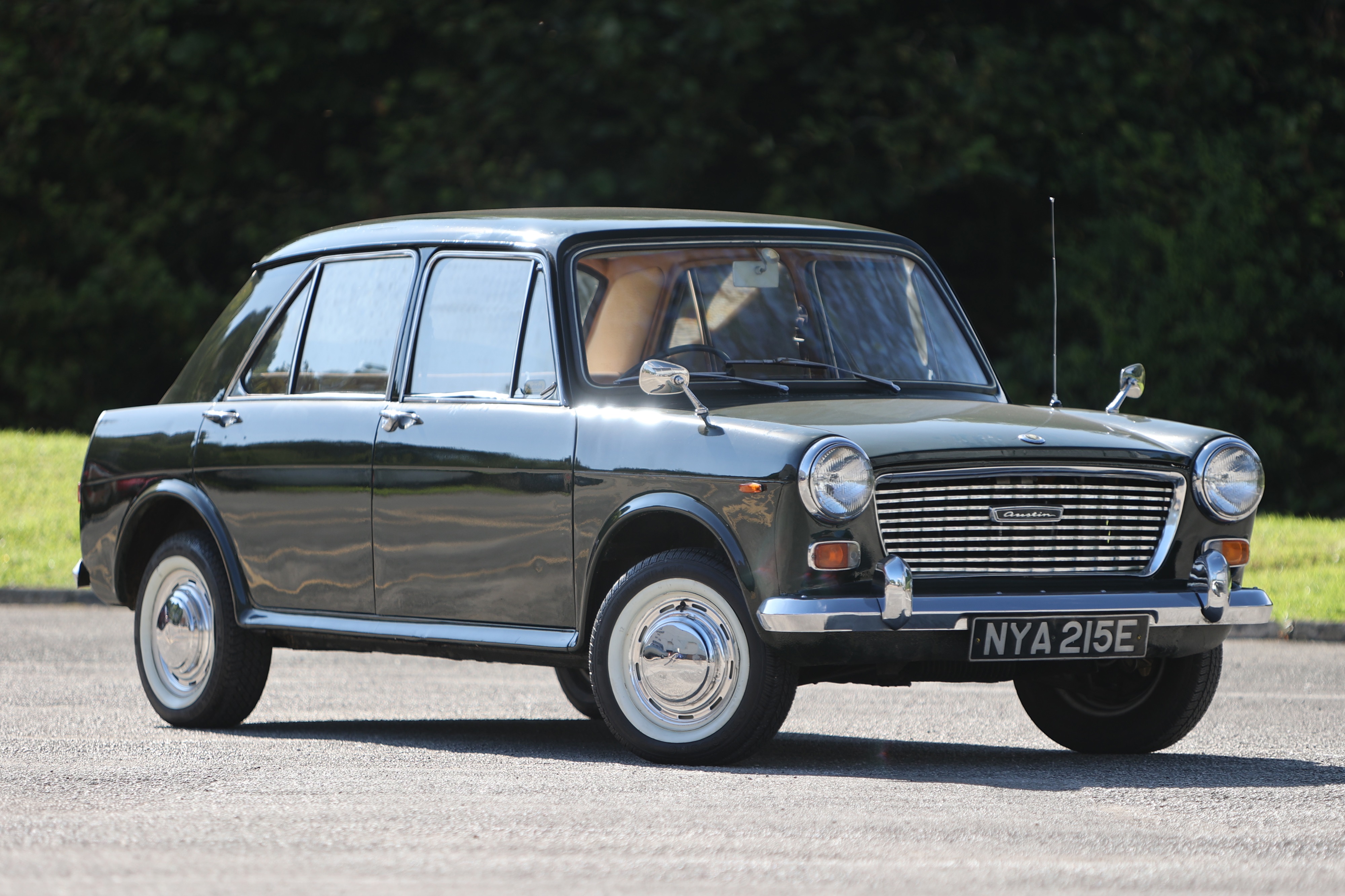 Lot 109 - 1967 Austin 1100 Saloon