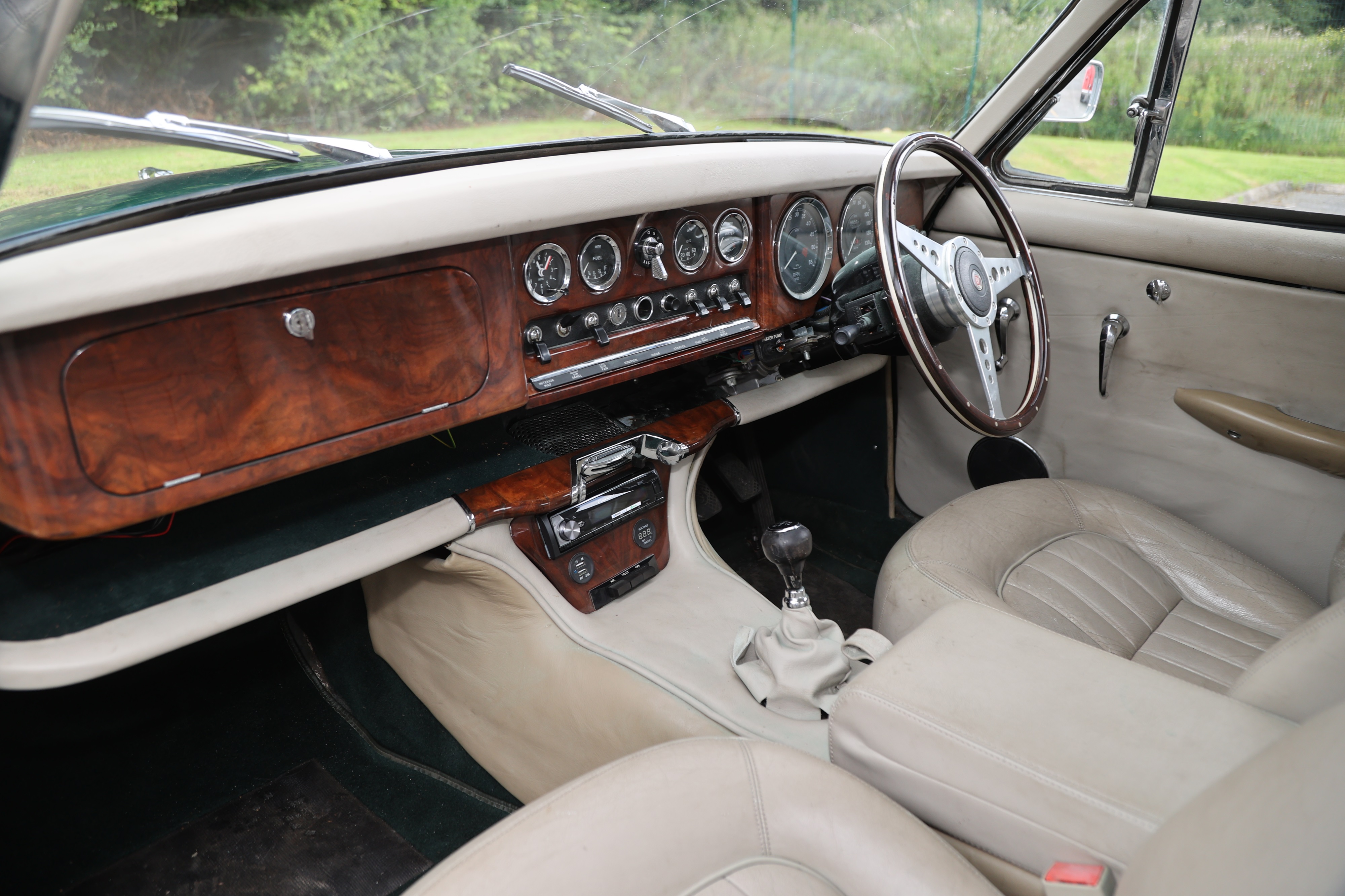 Lot 147 - 1963 Jaguar S-Type