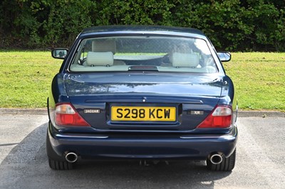 Lot 185 - 1998 Jaguar XJR 4.0 V8