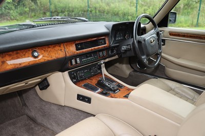 Lot 155 - 1990 Jaguar XJ-S 5.3 Convertible