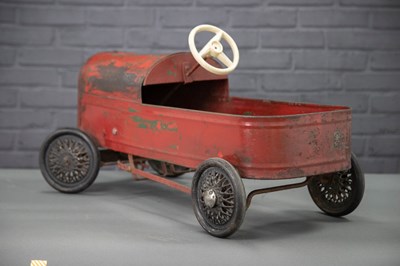 Lot 67 - Tri-ang c1950’s 'Duke' Pedal Car