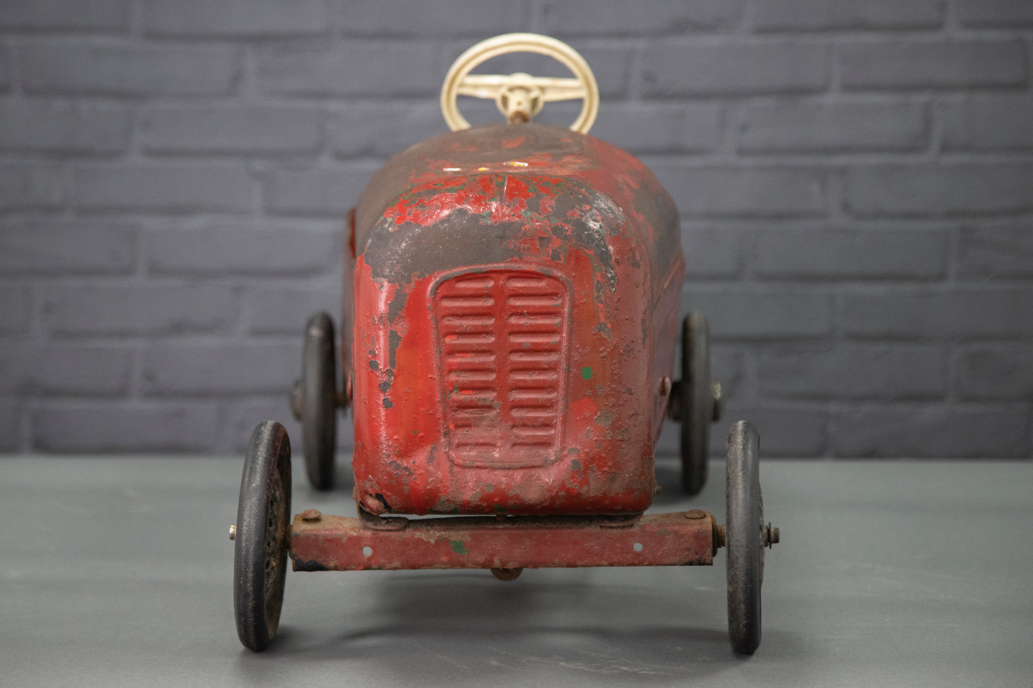 Triang duke store pedal car