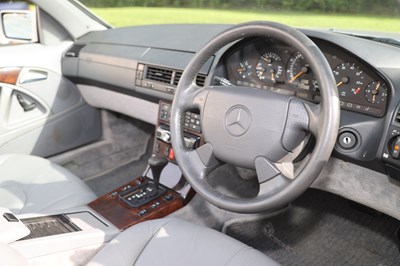 Lot 148 - 1996 Mercedes-Benz SL 320